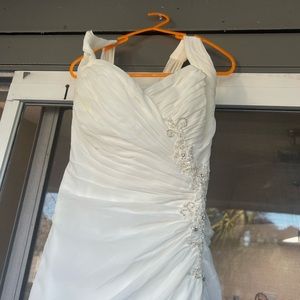 Wedding dress